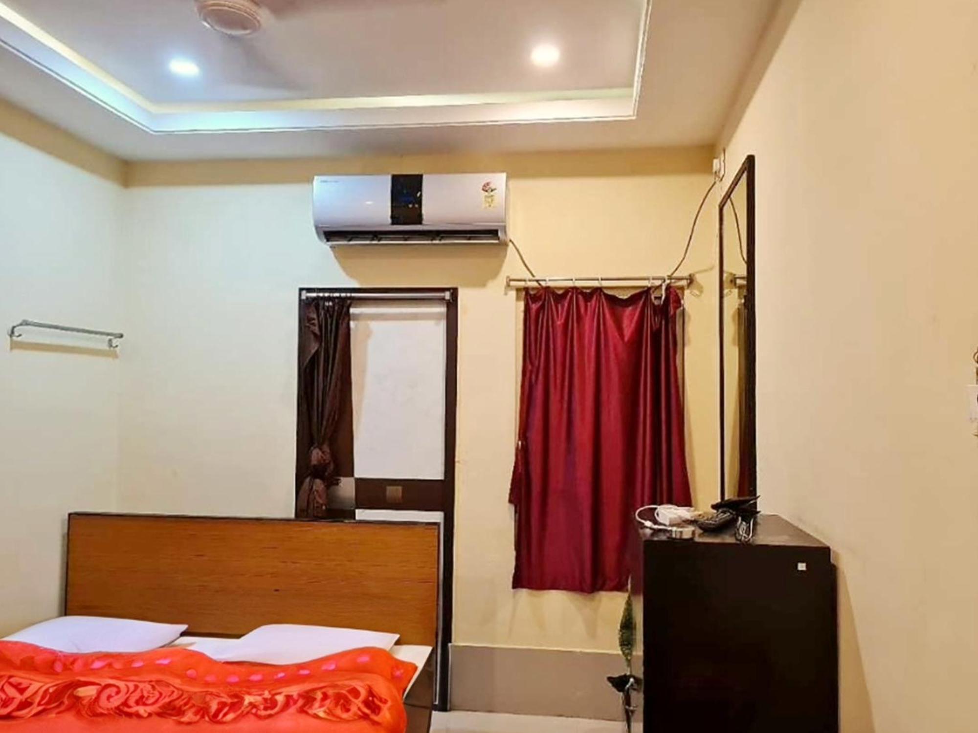 Hotel Cosy Inn 디가 외부 사진