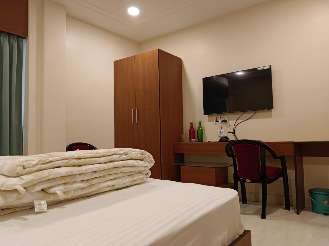 Hotel Cosy Inn 디가 외부 사진