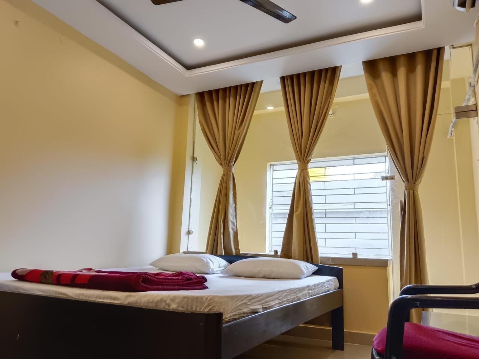 Hotel Cosy Inn 디가 외부 사진